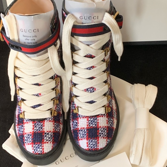 GUCCI TRIP ANKLE BOOTS - Picture 2 of 15